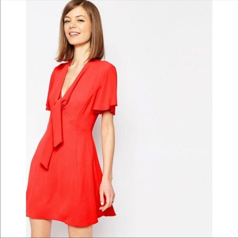 NEVER BEEN WORN red dress